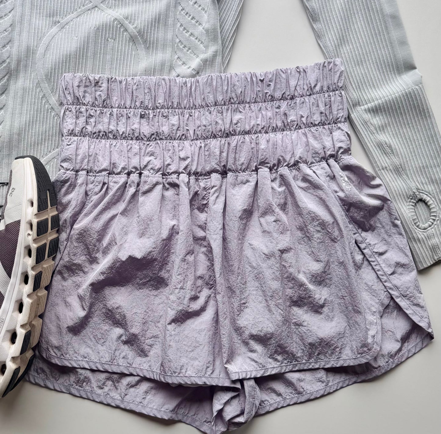 FREE PEOPLE SHORTS LARGE