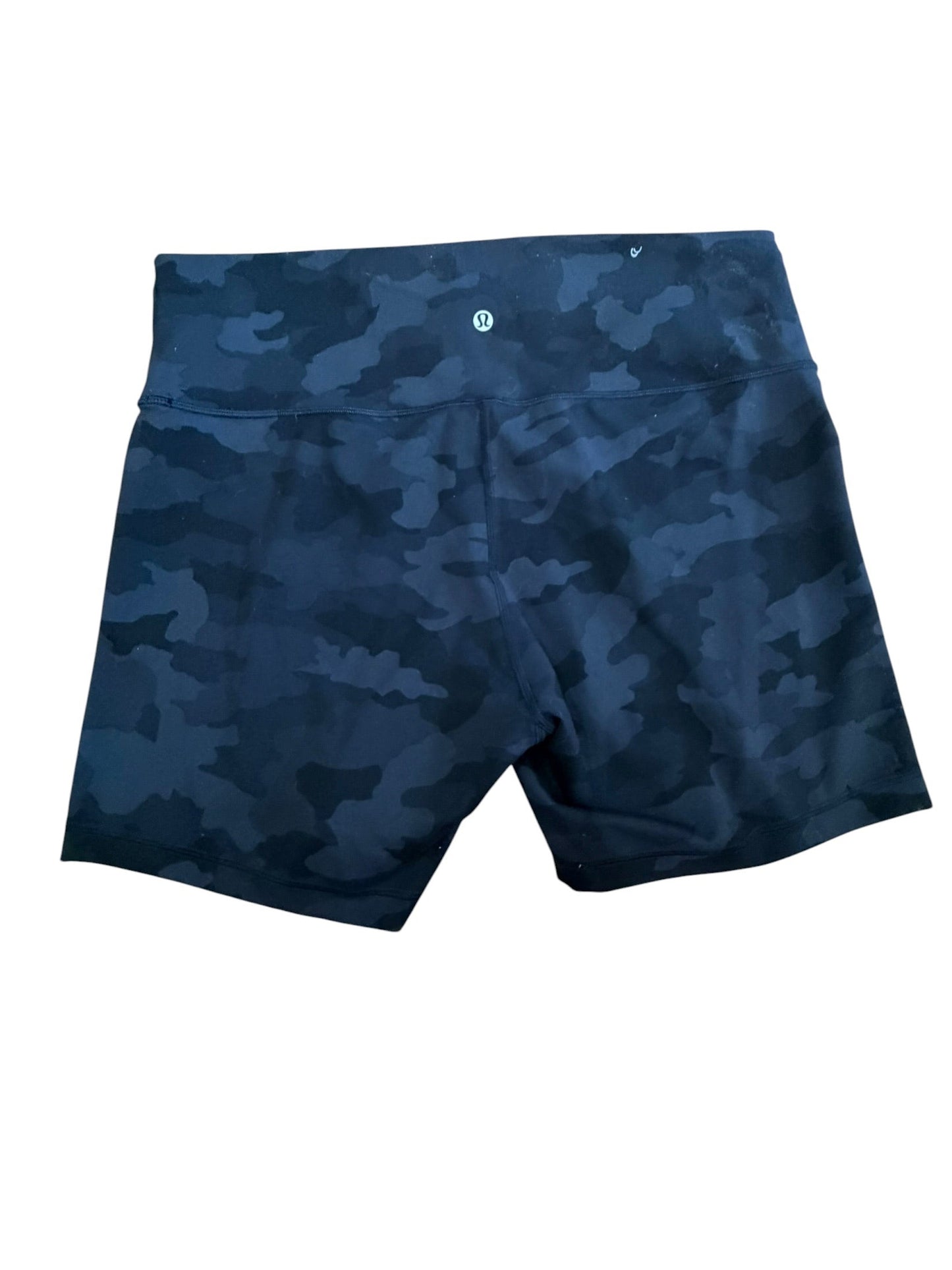CAMO LULULEMON BIKERSHORTS 16