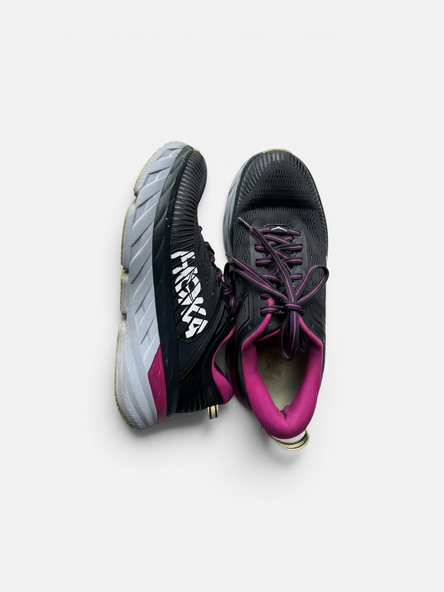 BLACK/MAGENTA HOKAS 7.5