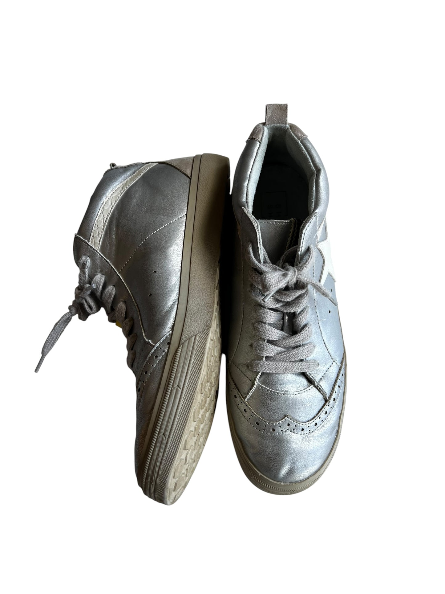 SILVER SHU SHOP SHOES 10