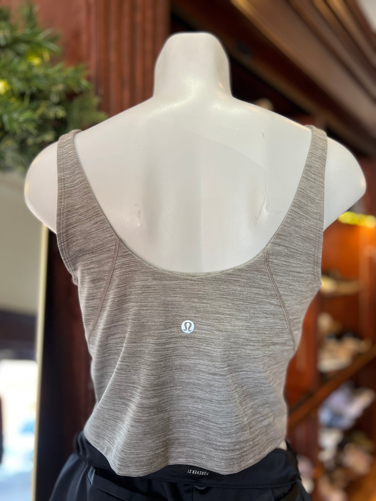 LULULEMON TOP (14)