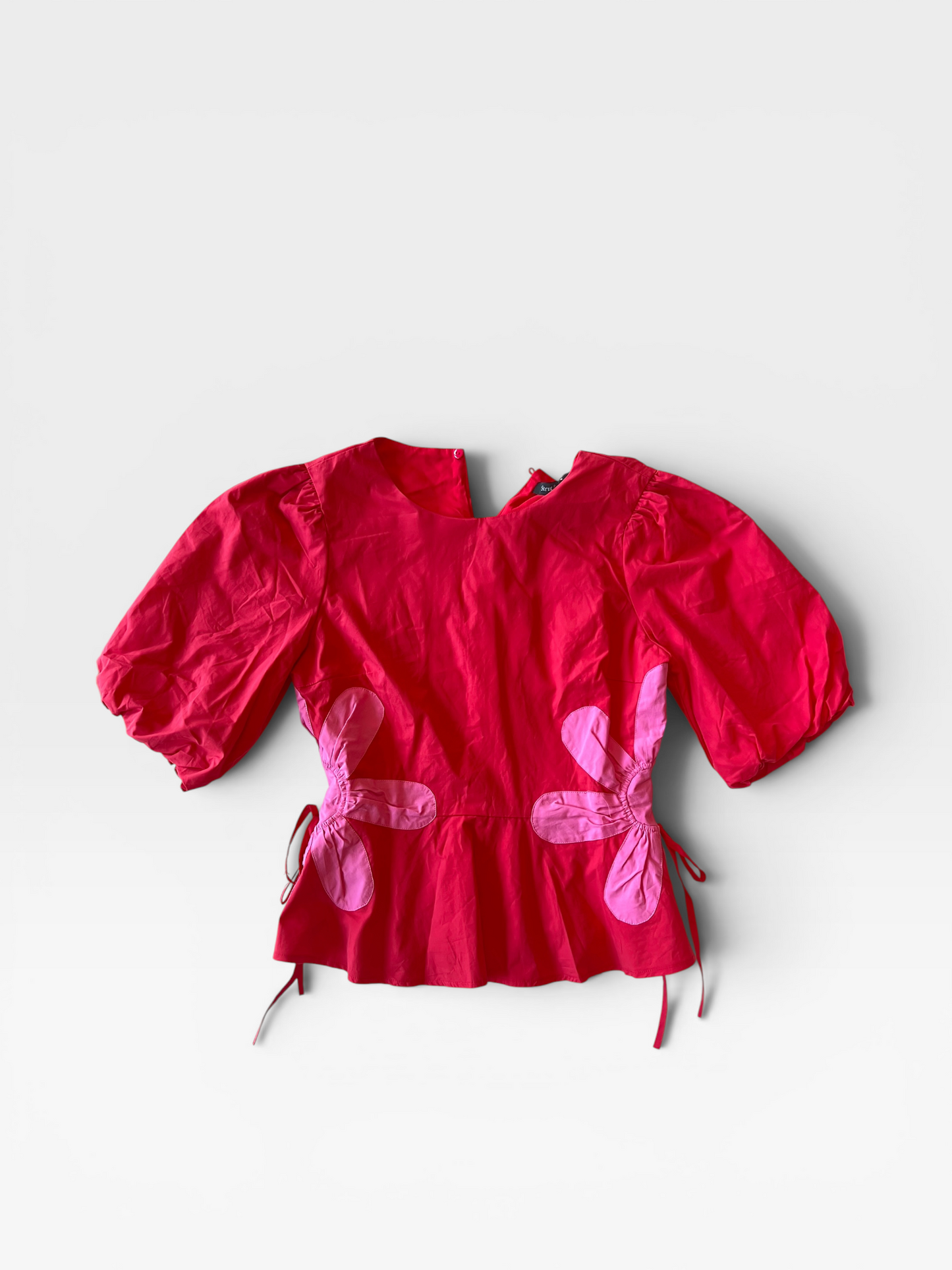 RED/PINK STRUT & BOLT TOP (NWT $78) M