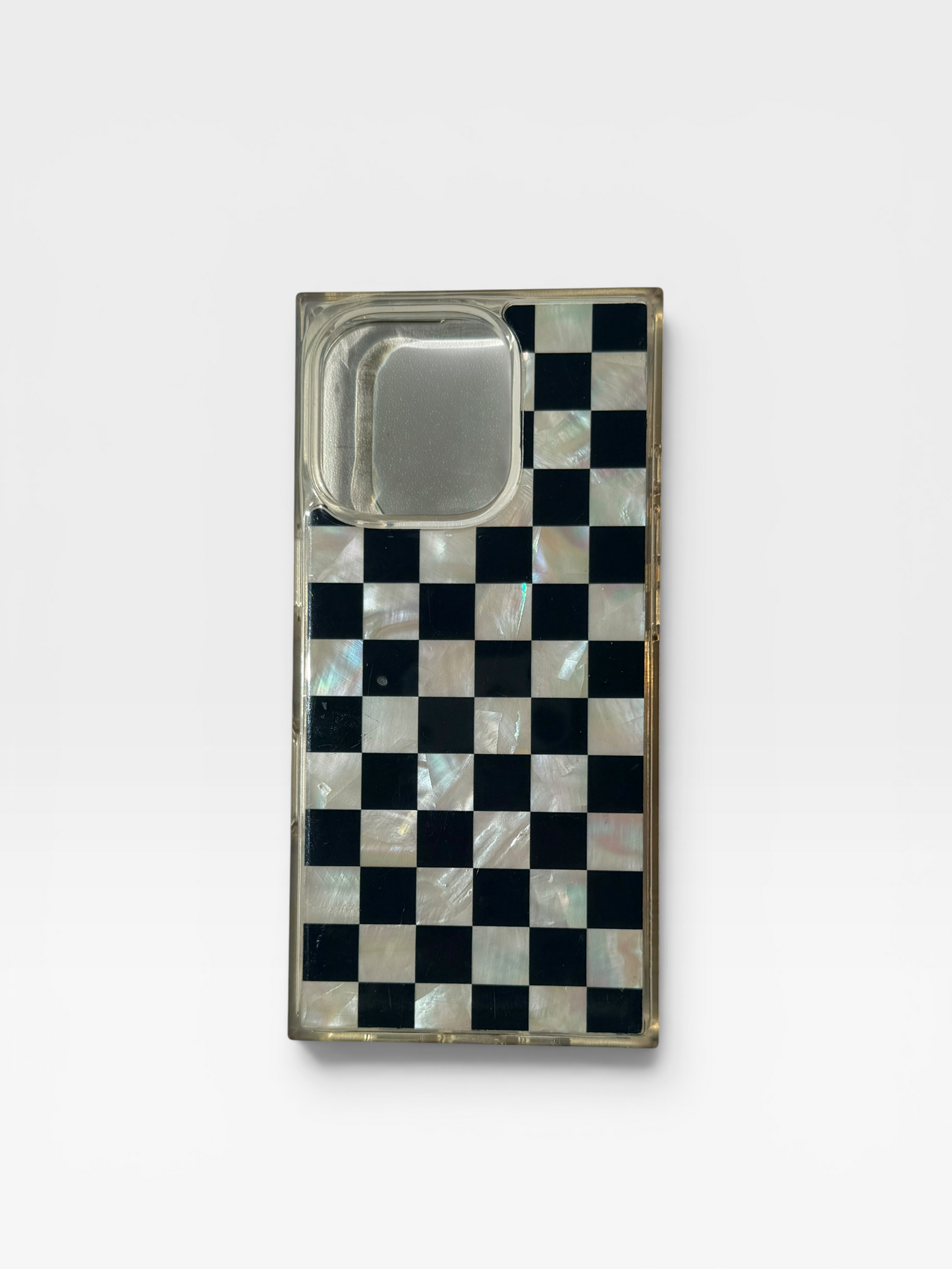 BLACK/WHITE "FLAUNT" CHECKERED PHONE CASE (iphone 16pro)