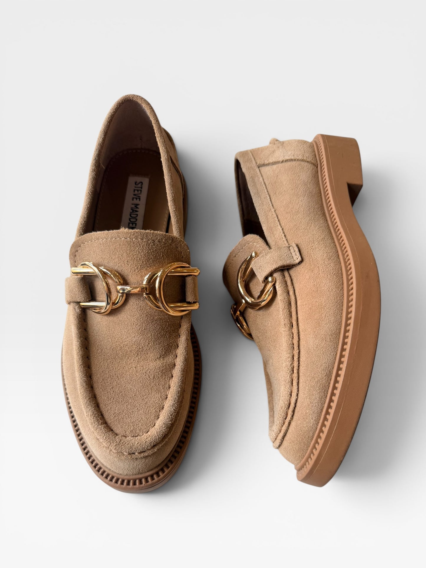 TAN STEVE MADDEN LOAFERS 7