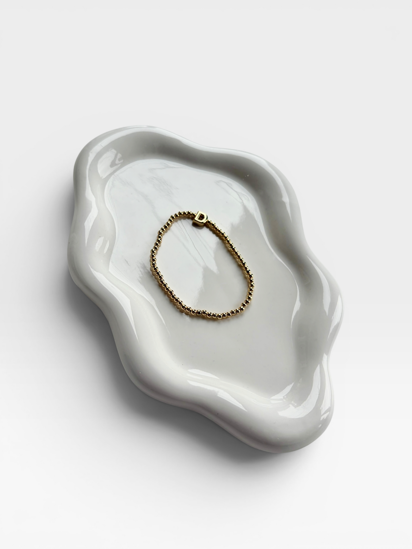 GOLD BAUBLE BAR "D" BRACELET (NEW)