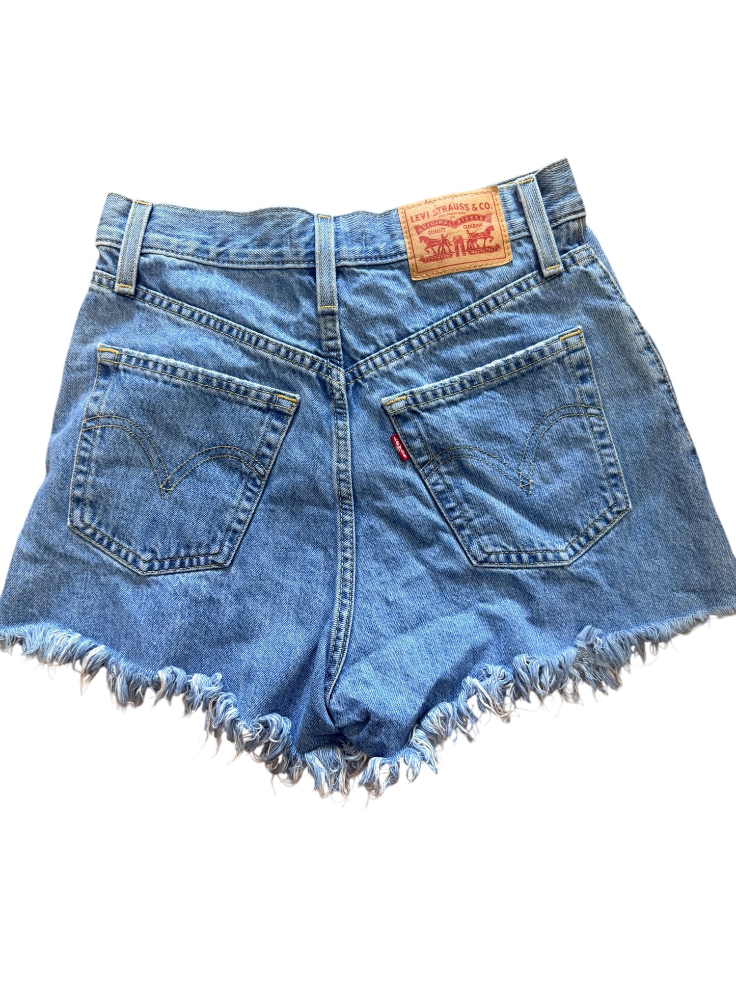 DENIM LEVI SHORTS 25