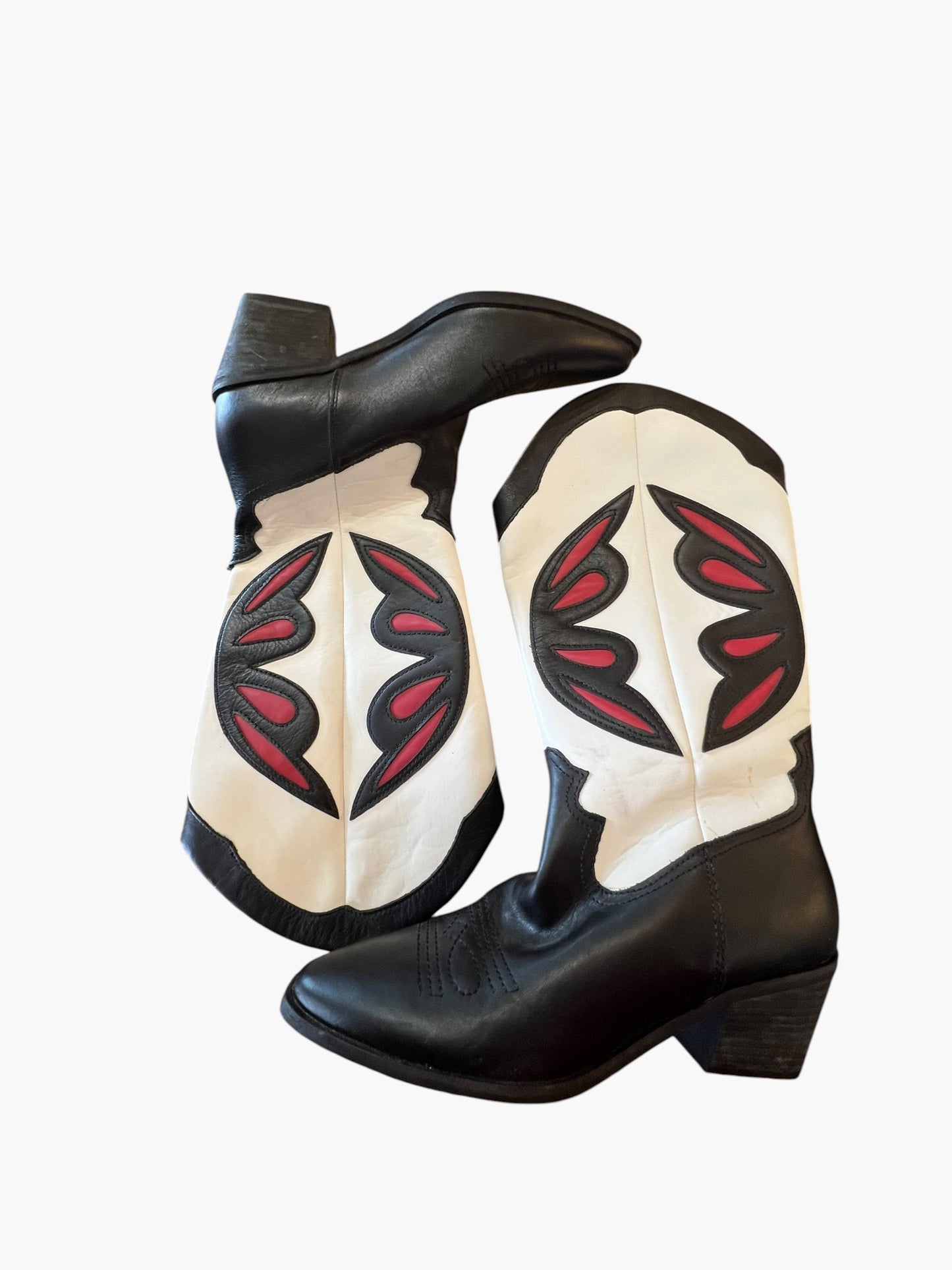 RED/BLACK CHELSEA & VIOLET BOOTS 9