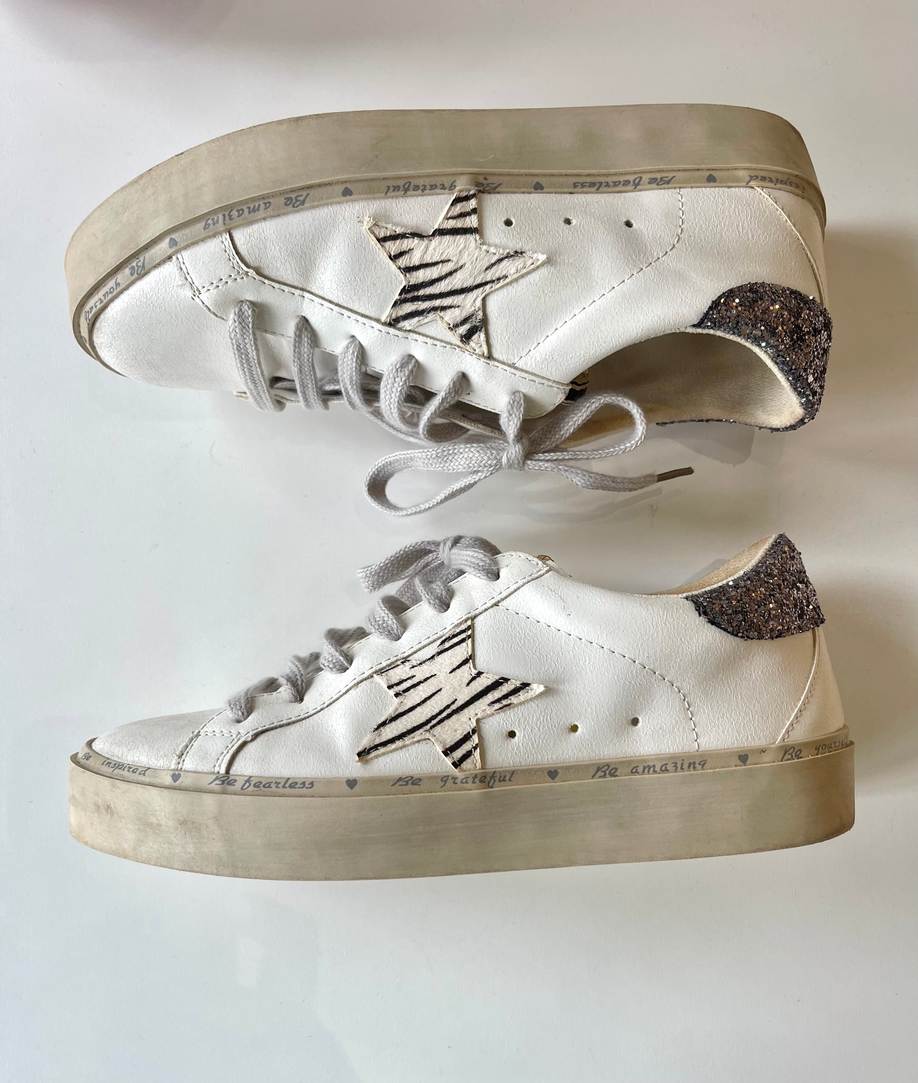 SHU SHOP SNEAKERS 8.5