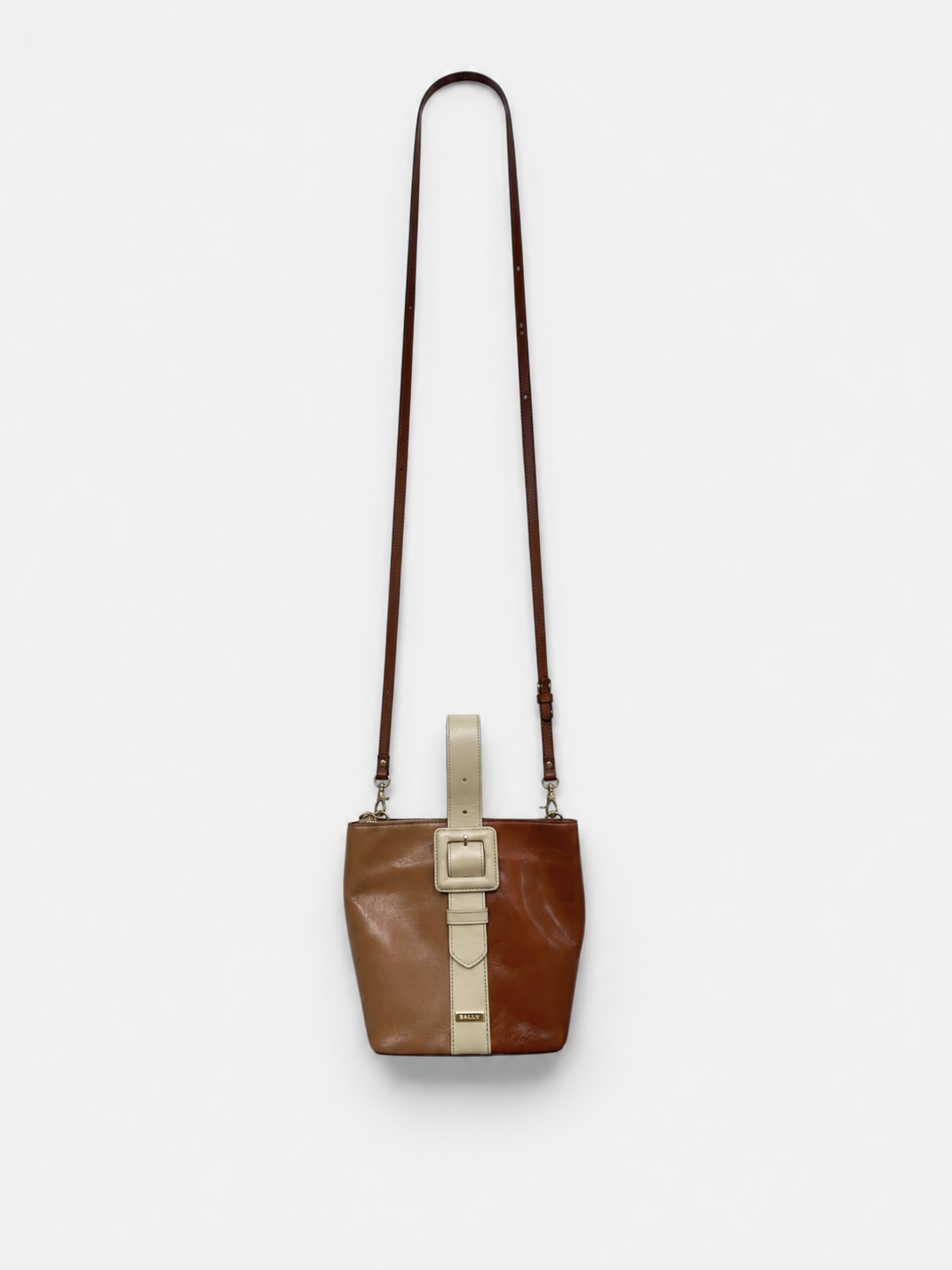 GENUNINE LEATHER BRAHMIN (ORG. $345)