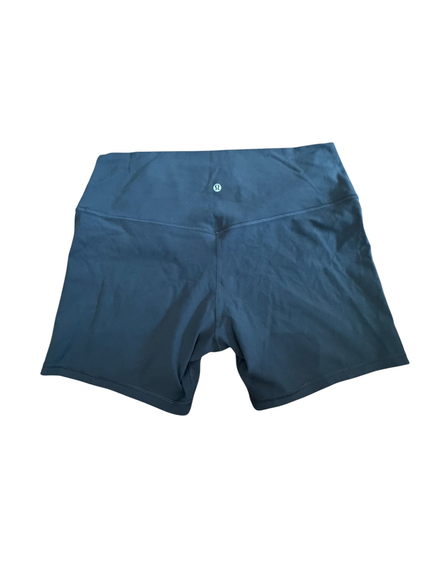 GREY LULULEMON BIKERSHORTS 16