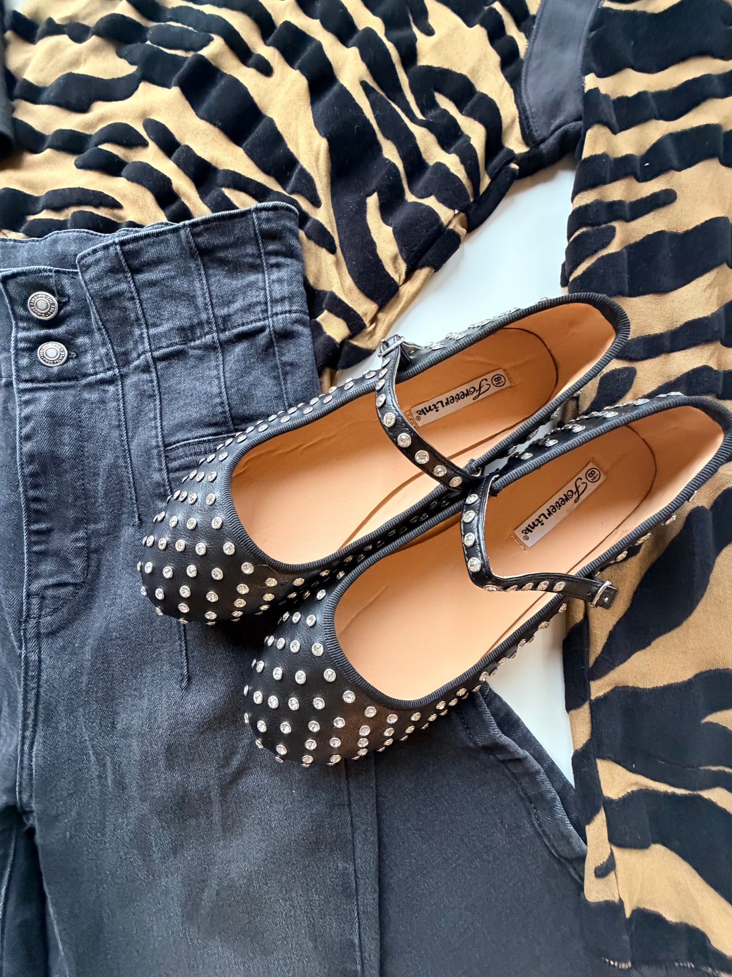 FORVERLINK SHOES (8.5)