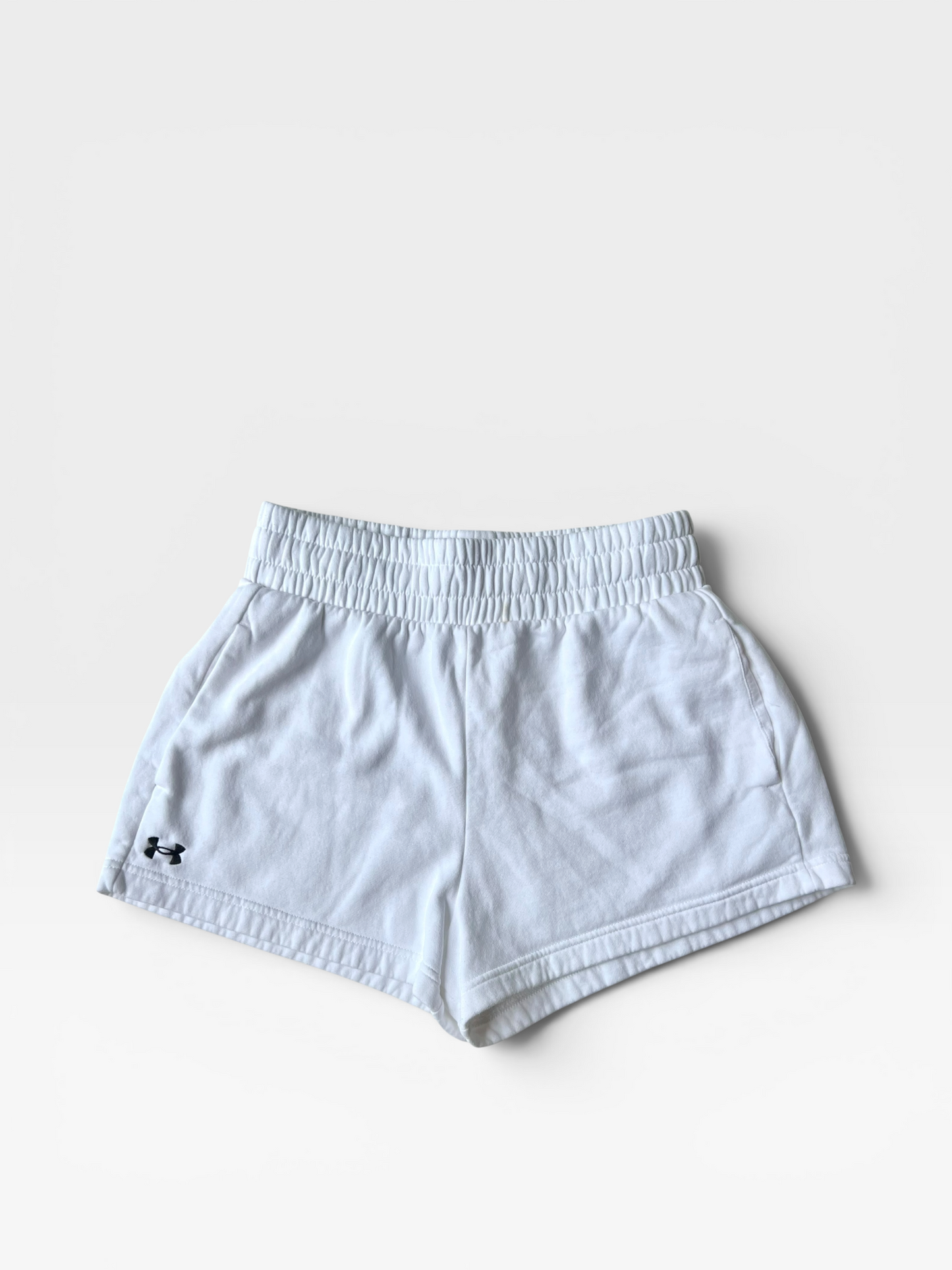 WHITE UA SHORTS M