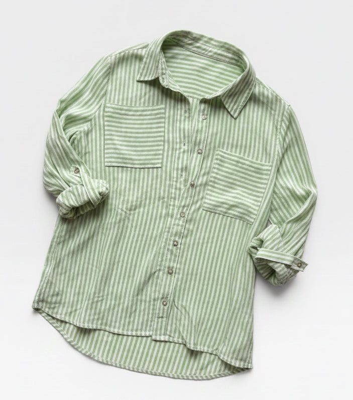 GREEN/WHITE LOVE TREE BUTTON UP S
