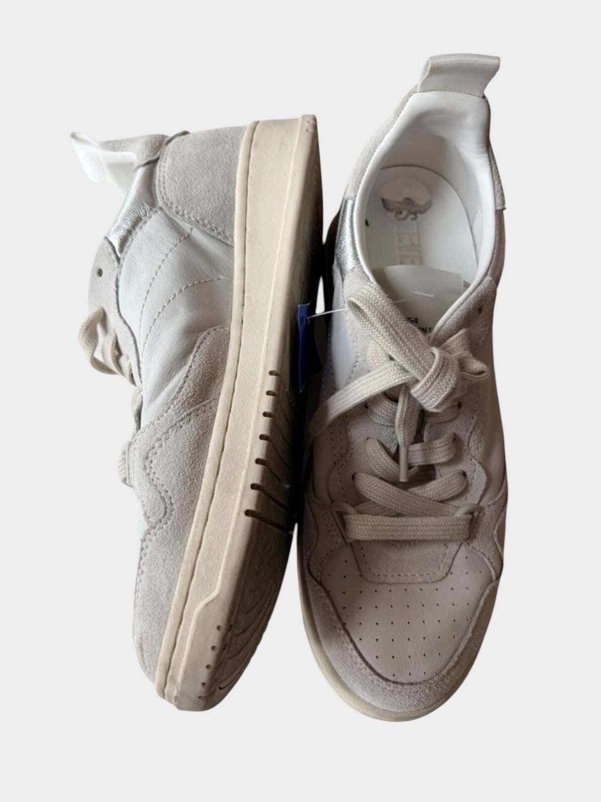 STEVE MADDEN SNEAKERS