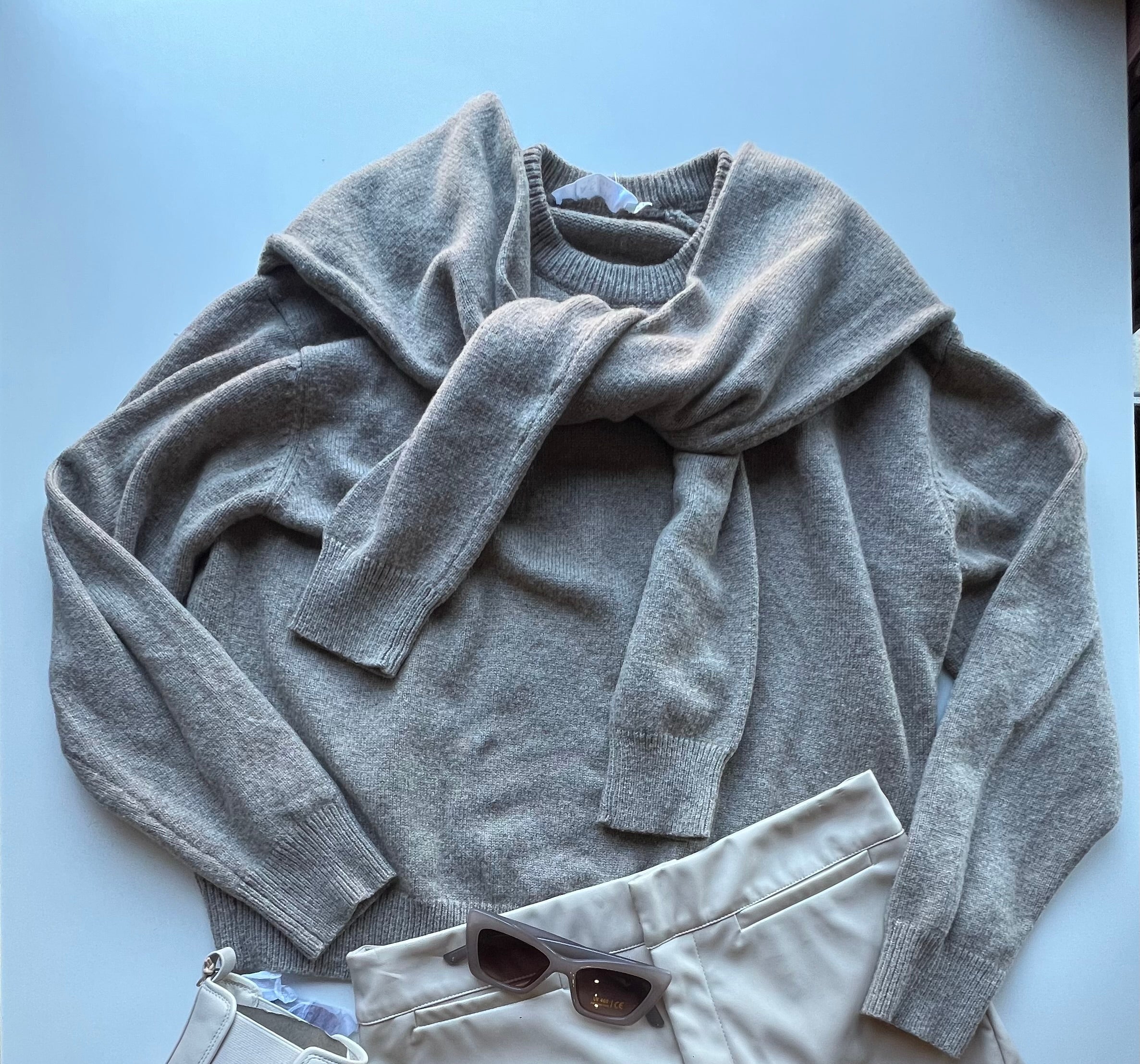 ASTR SWEATER SMALL