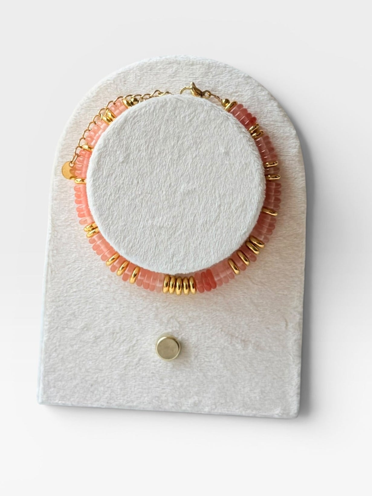 STRAWBERRY STONE BEADED BRACELET