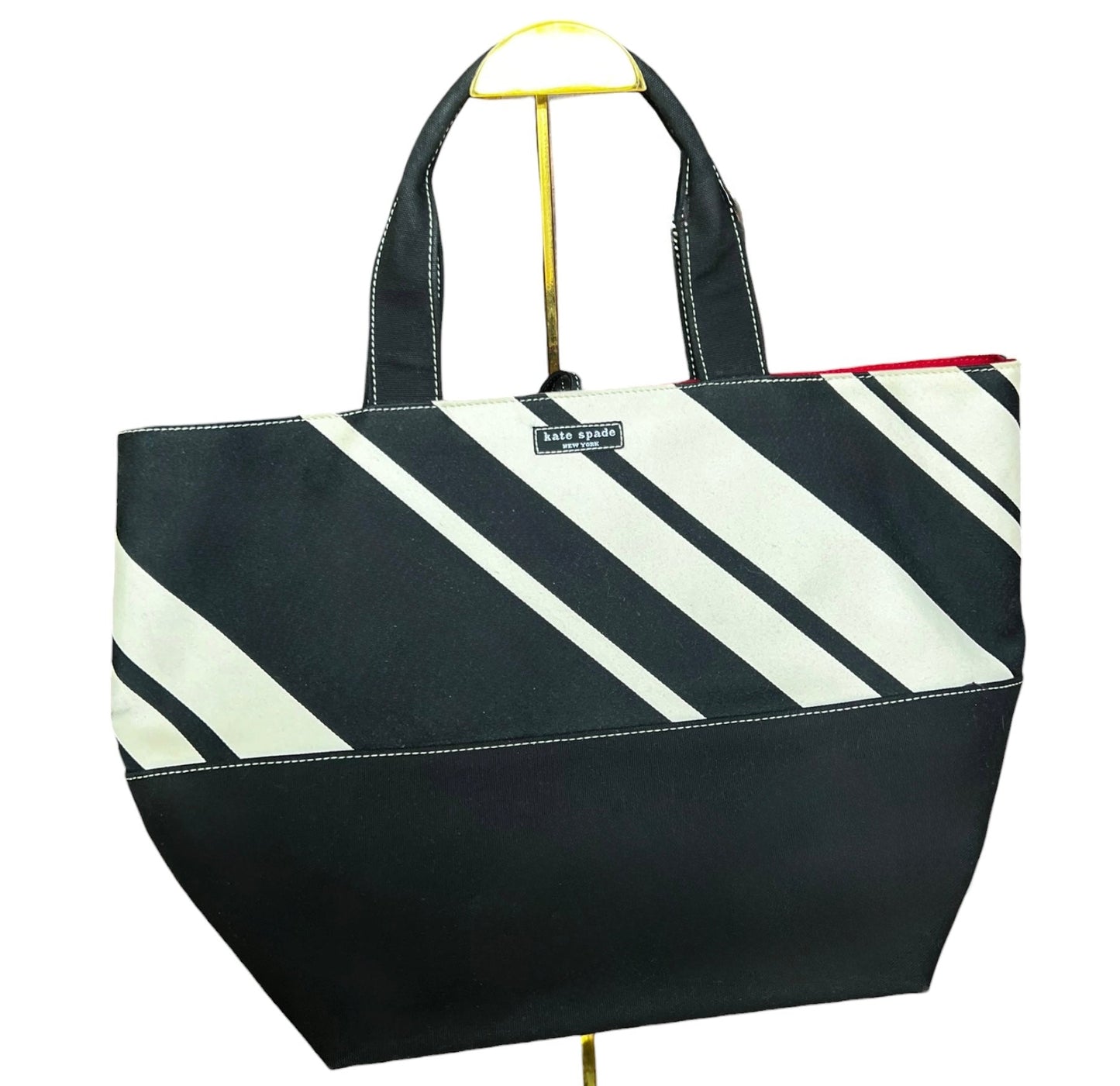 BLACK/WHITE KATE SPADE PURSE