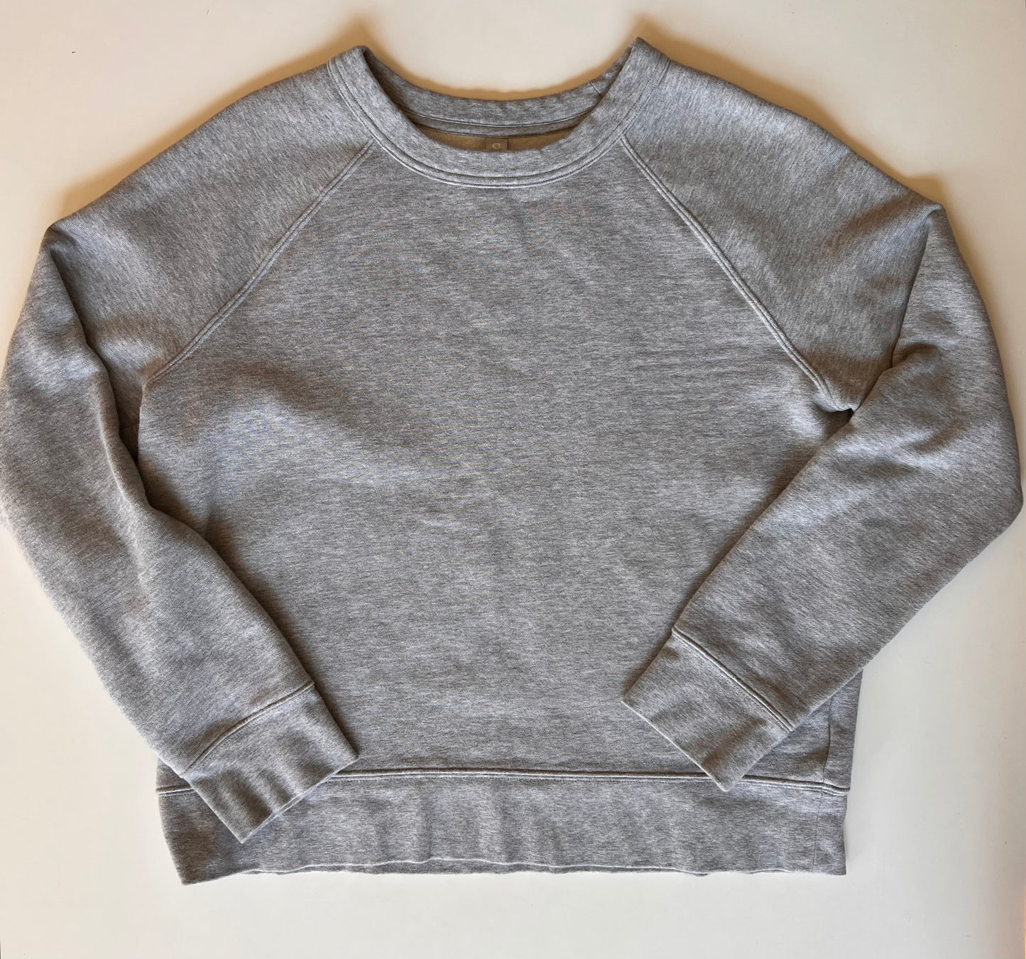 GREY ATHLETA PULLOVER SMALL