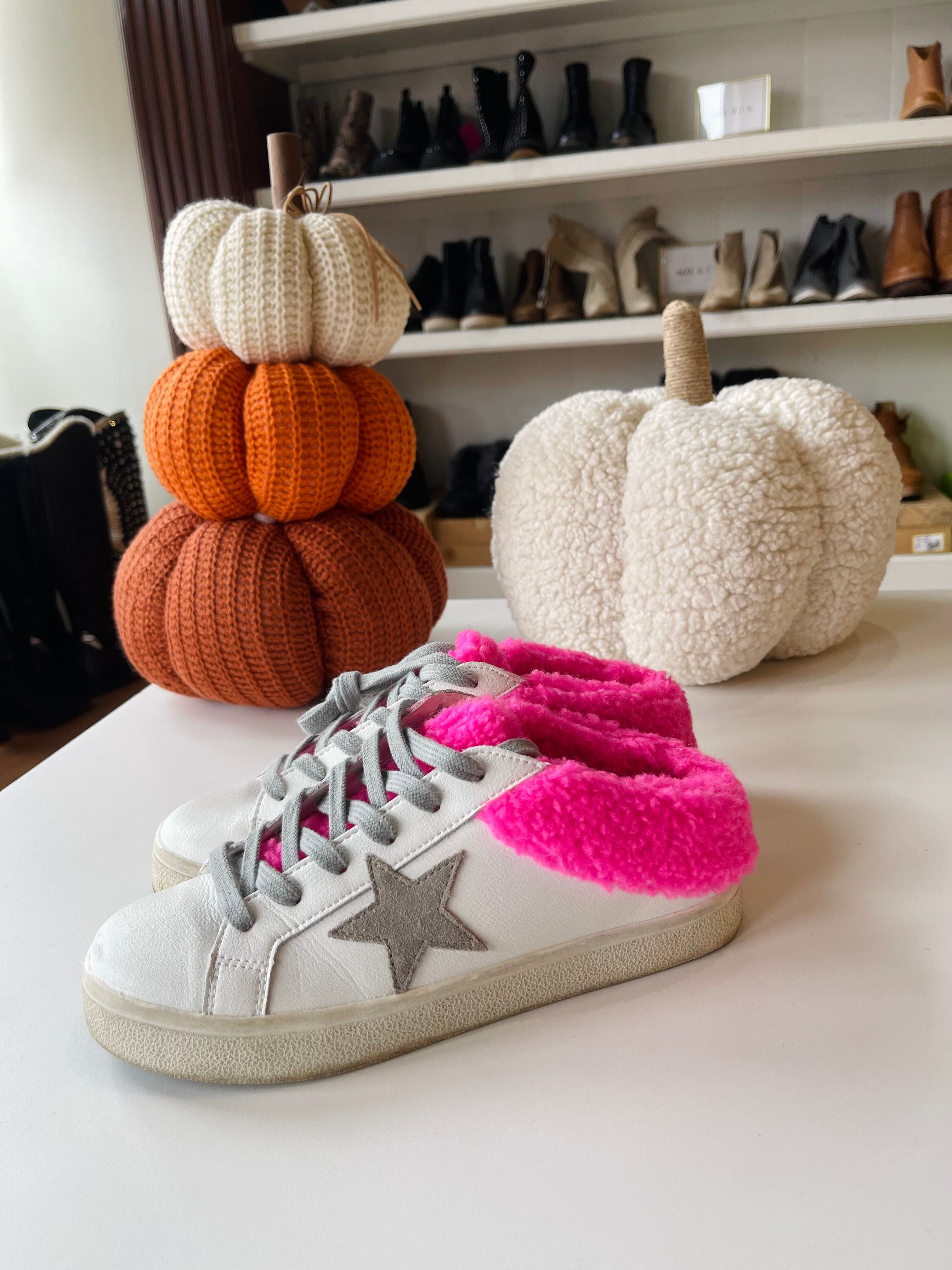 STEVE MADDEN SHOES 7.5