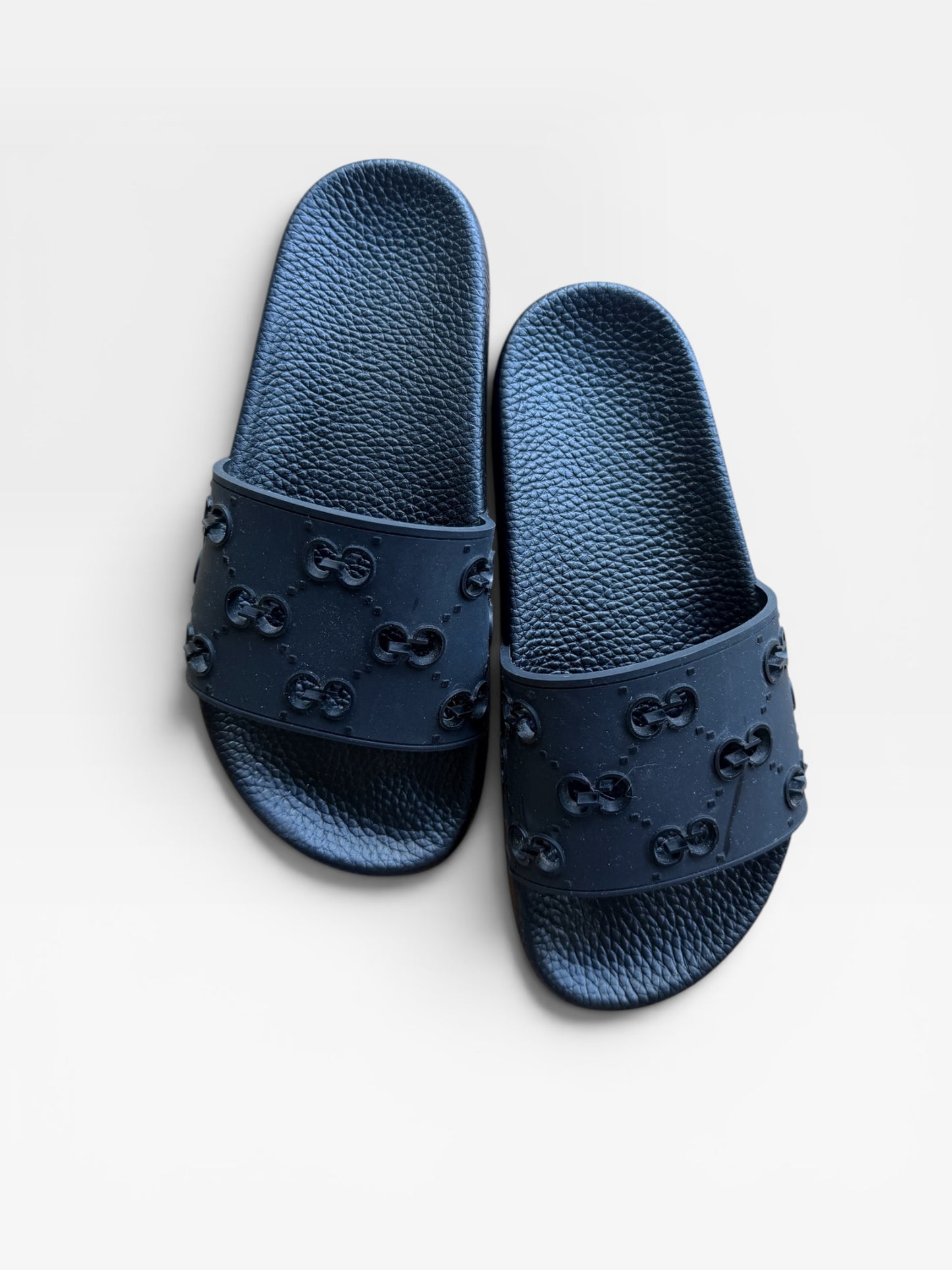 BLACK GUCCI (NOT AUTH) SLIDES 6