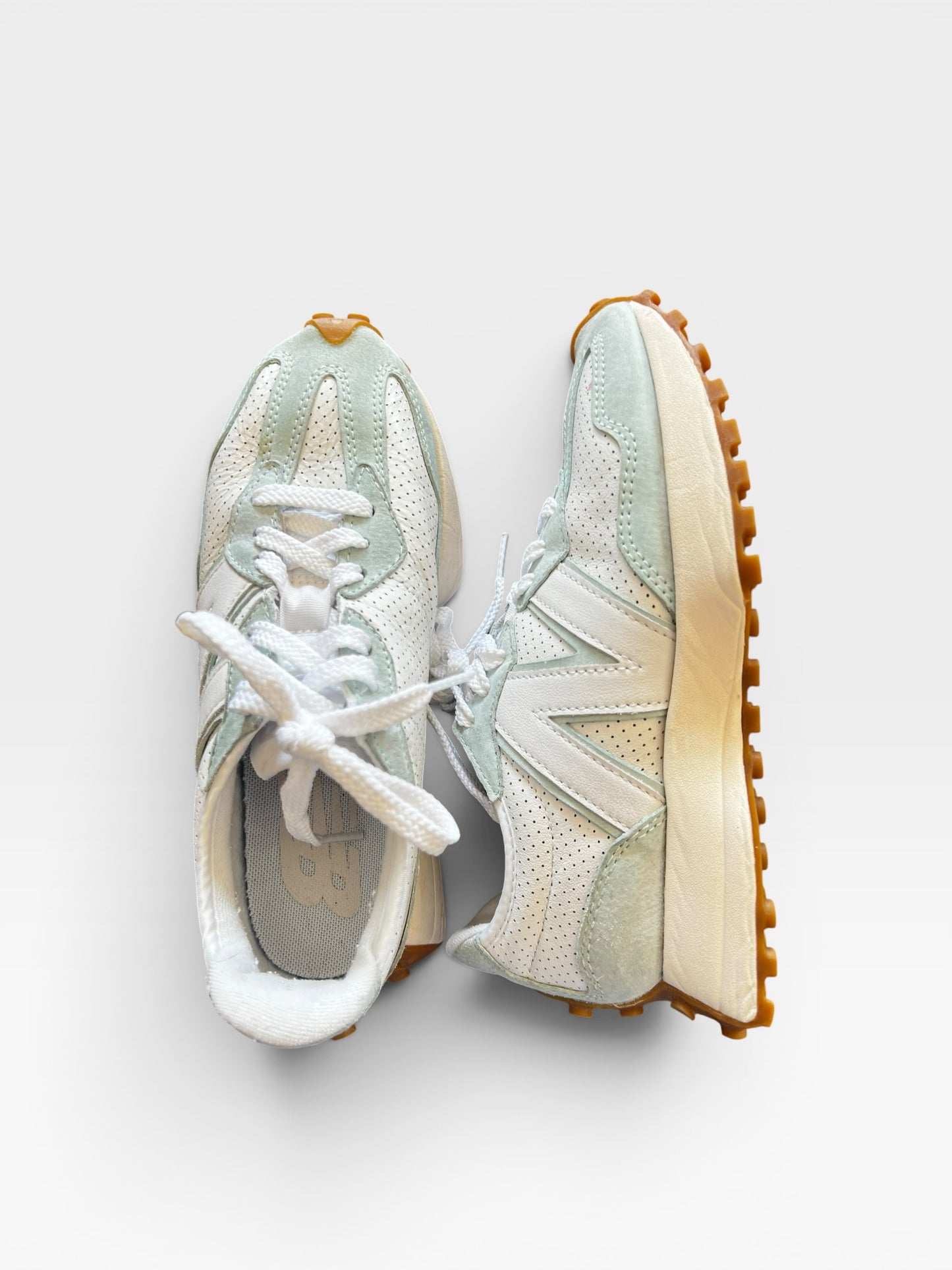 NEW BALANCE SHOES M5/W6.5