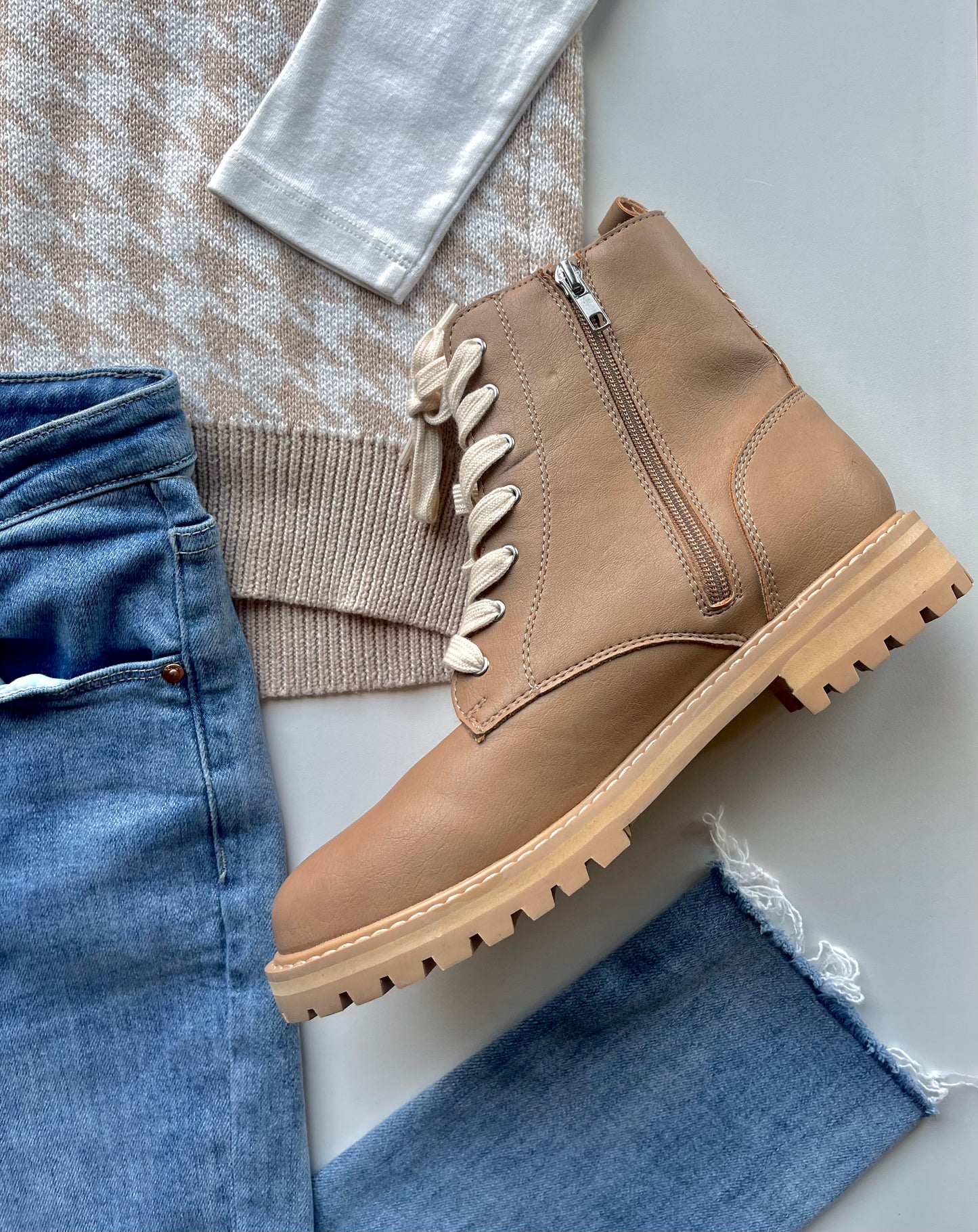 BOOTS OASIS SOCIETY (10)