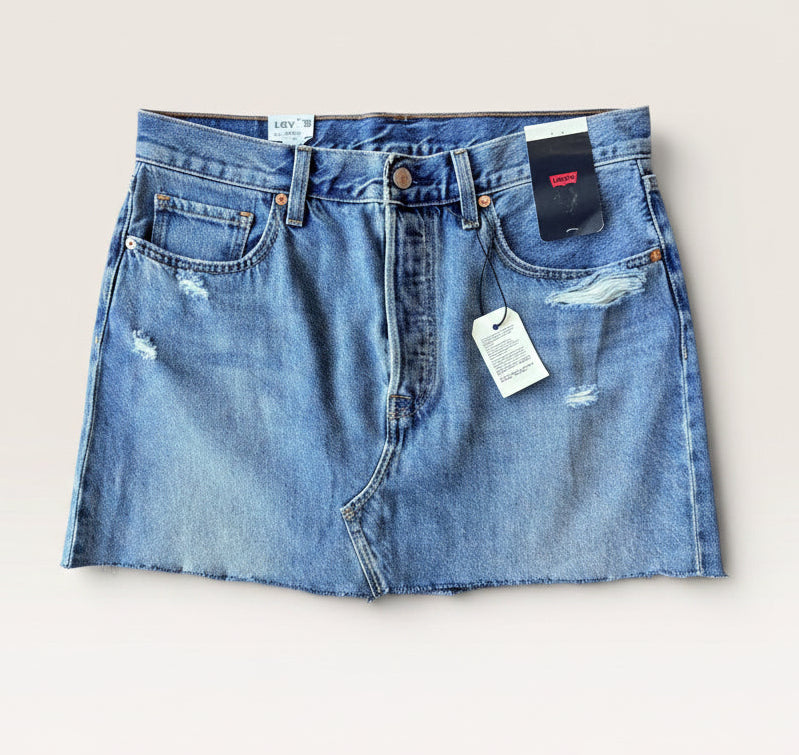 LEVI SKIRT (nwt) 30