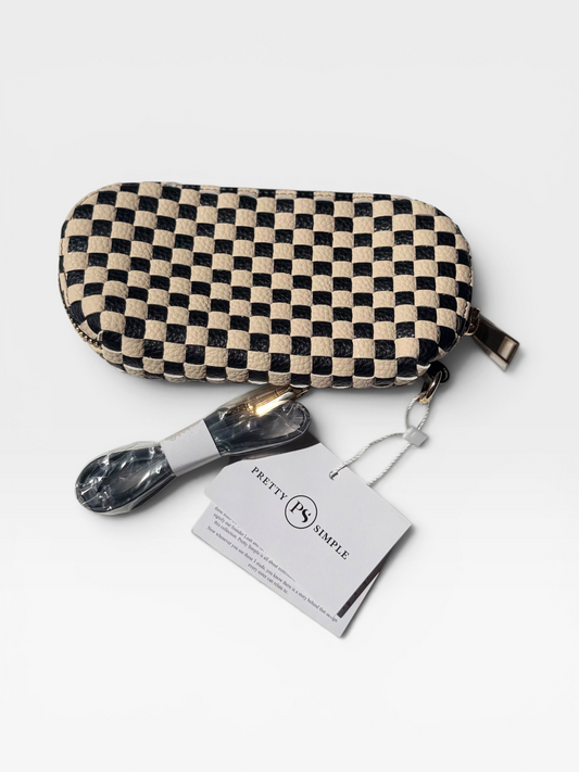 CHECKERED PRETTY SIMPLE POUCH (NWT)