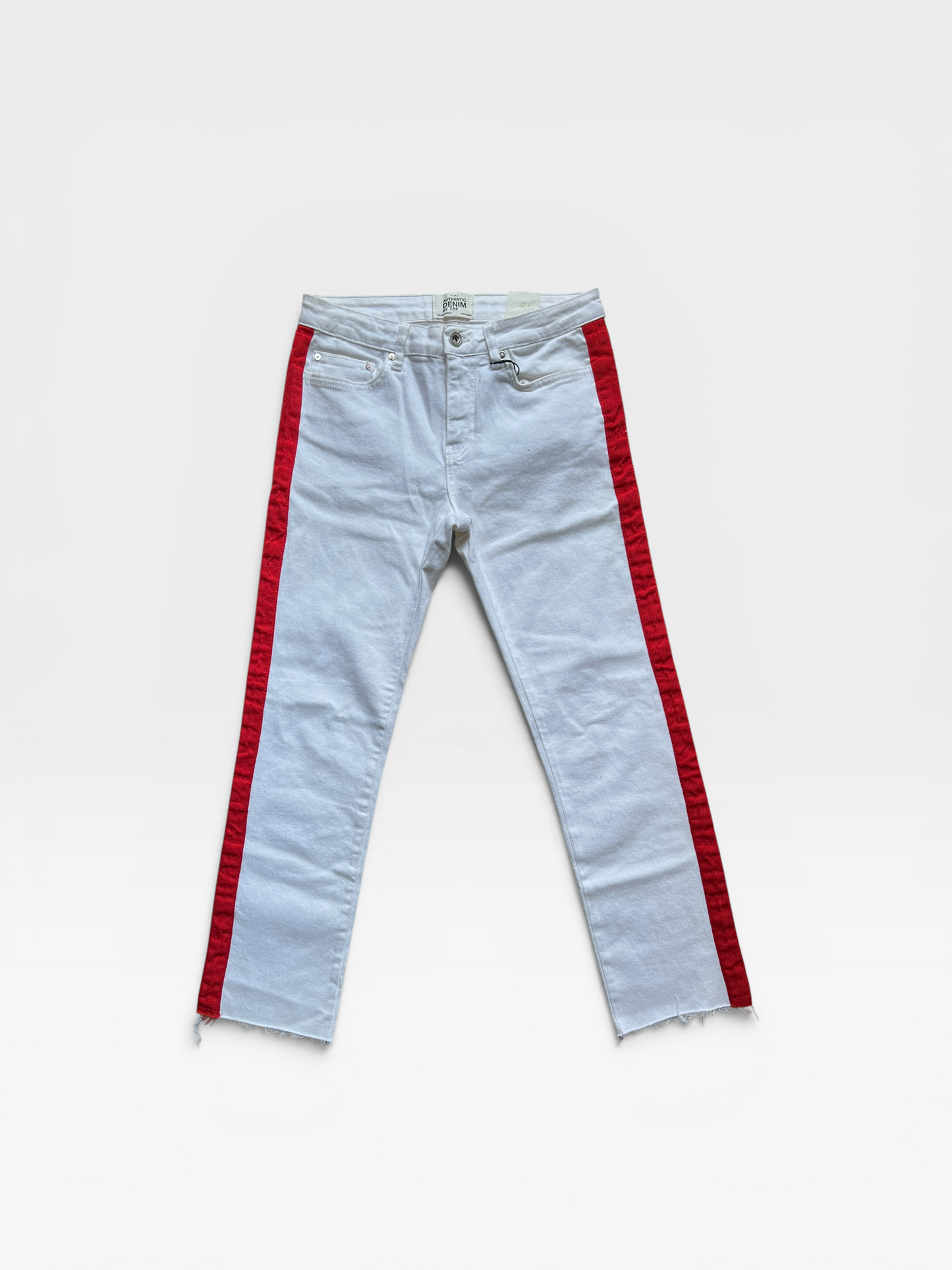 WHITE/RED ZARA PANTS (NWT) 4