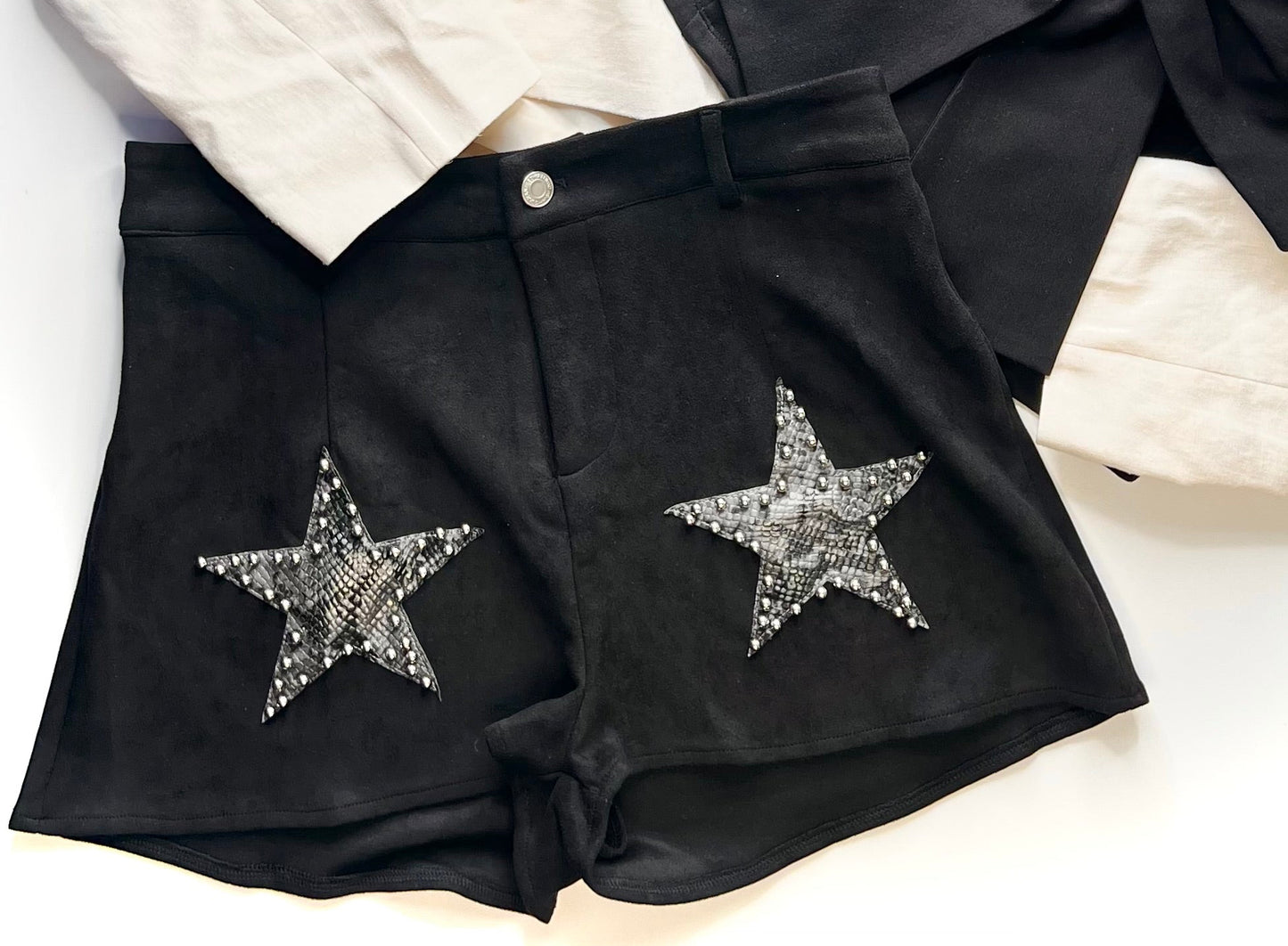 STAR SAINTS AND HEART SHORTS M