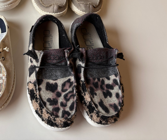 LEAPORD HEY DUDE SHOES (8)