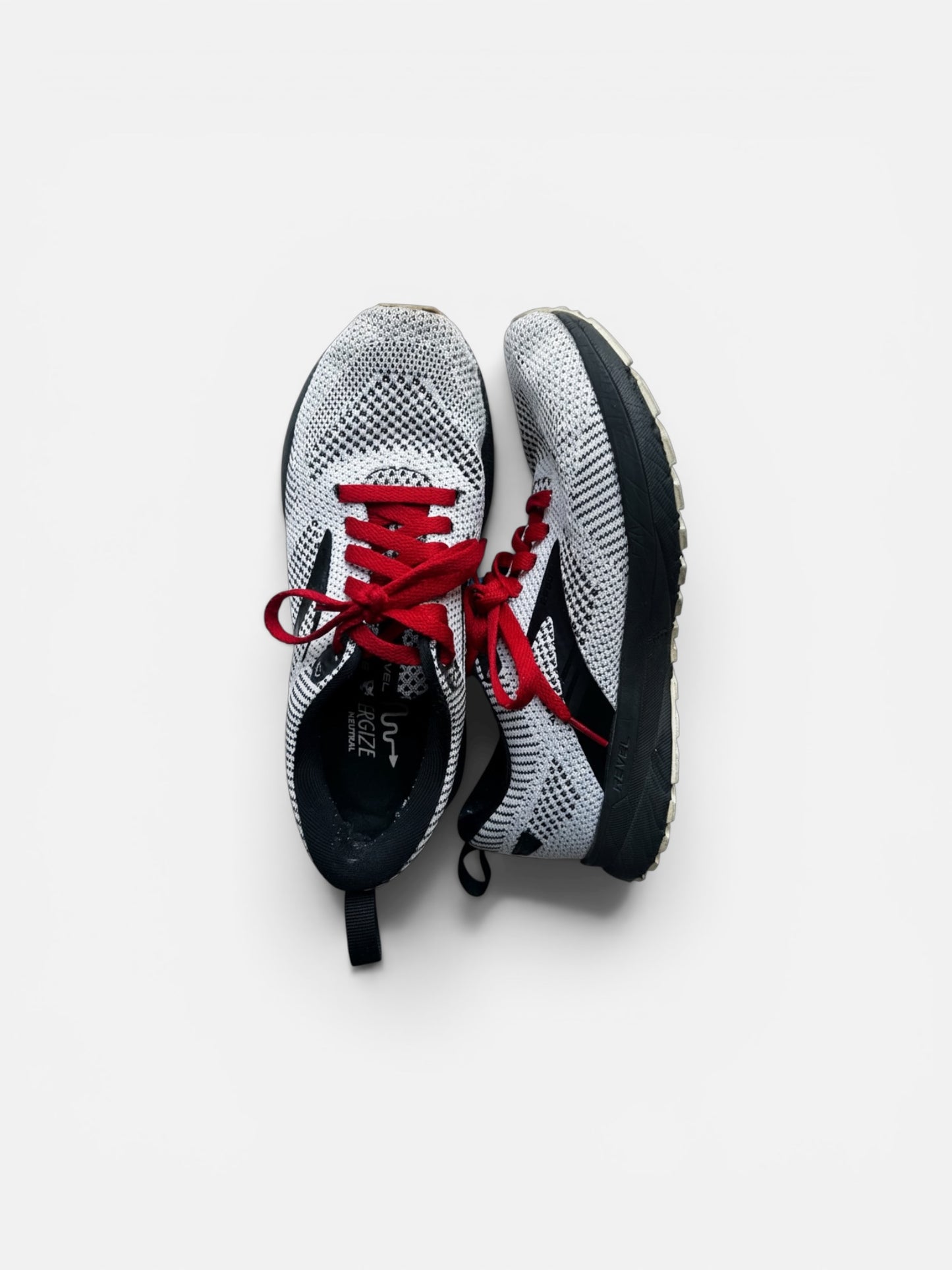 RED WHITE AND BLACK BROOKS SNEAKERS 7