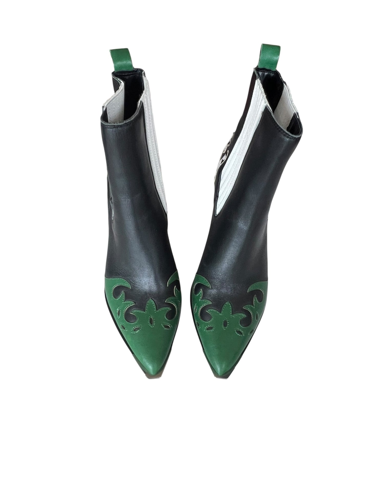 BLACK/GREEN STEVE MADDEN BOOTS 8