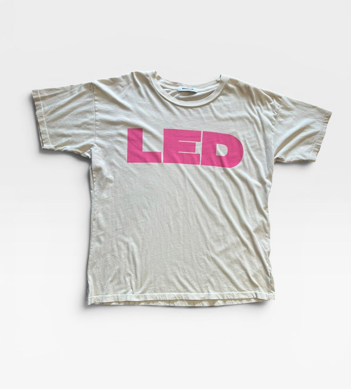 TAN DAYDREAMER "LED" TSHIRT S