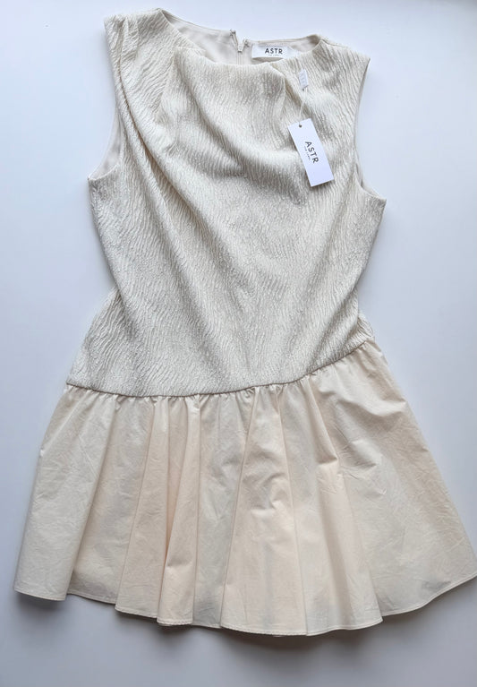ASTR DRESS (NWT) L