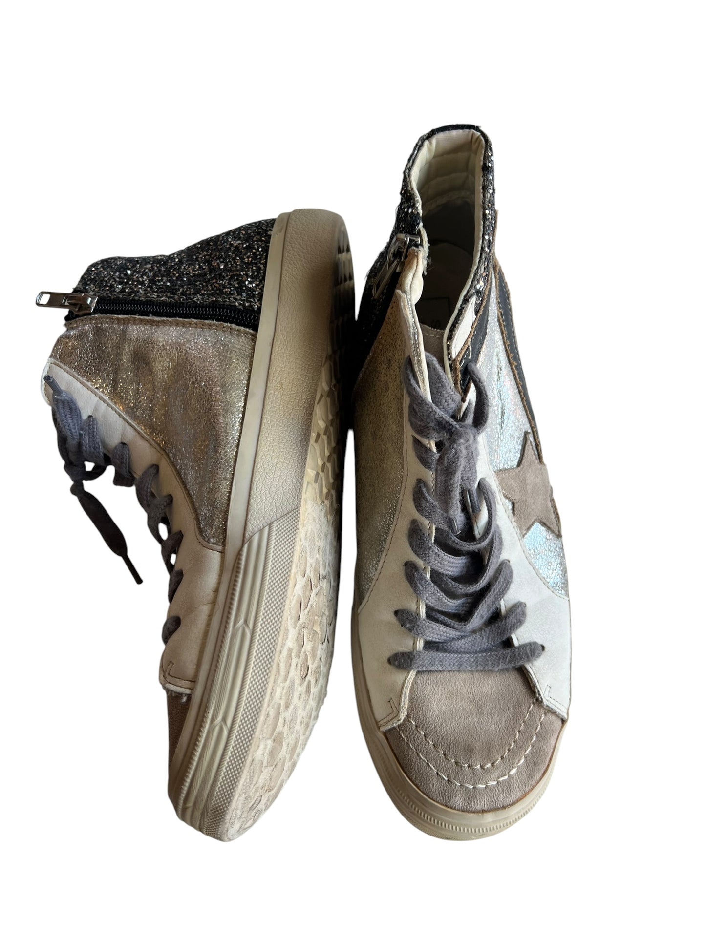 SHU SHOP HIGH TOP SILVER/BLACK 8.5