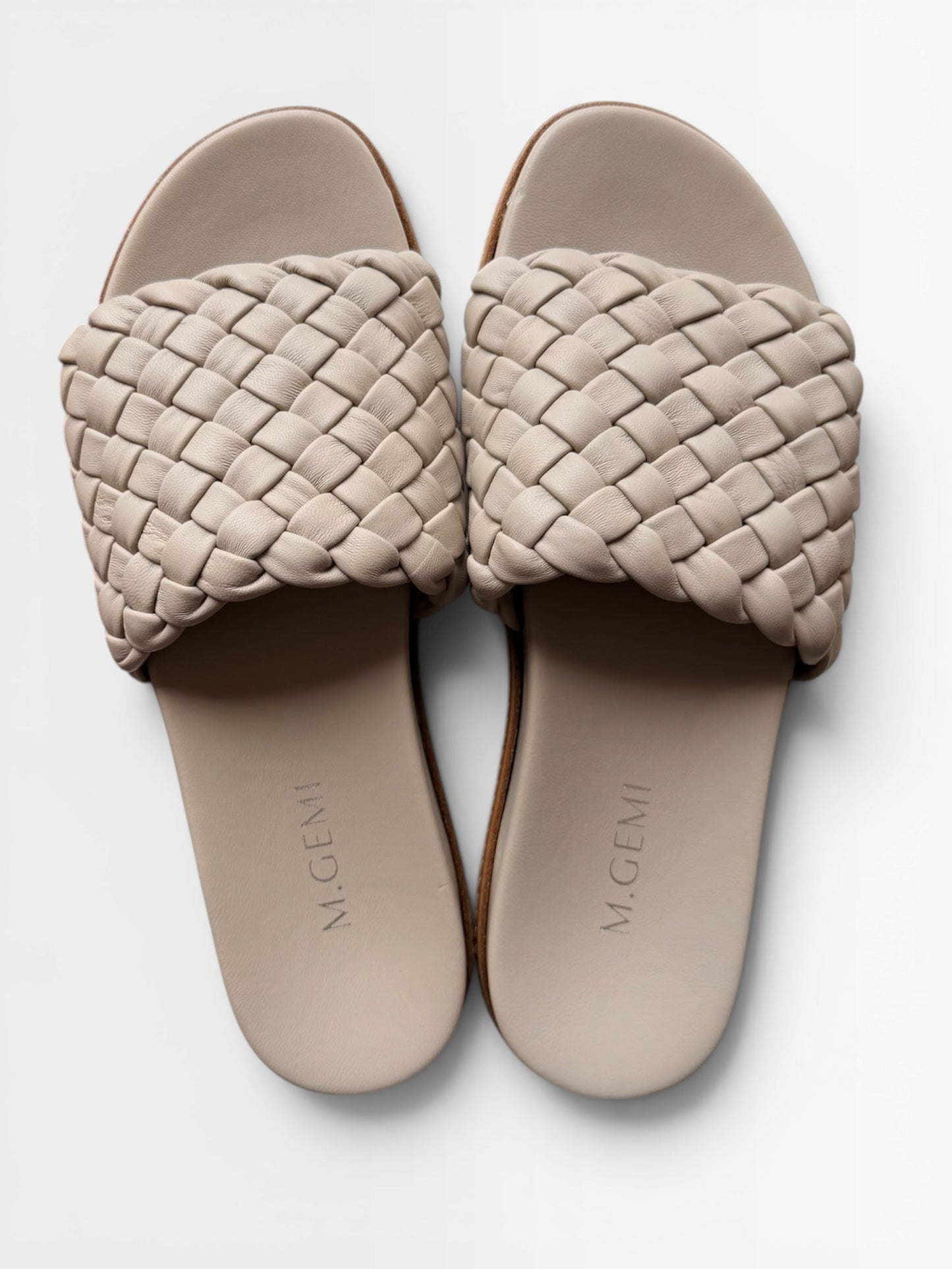 TAUPE M.GEMI SLIDES (ORG. $278) 39