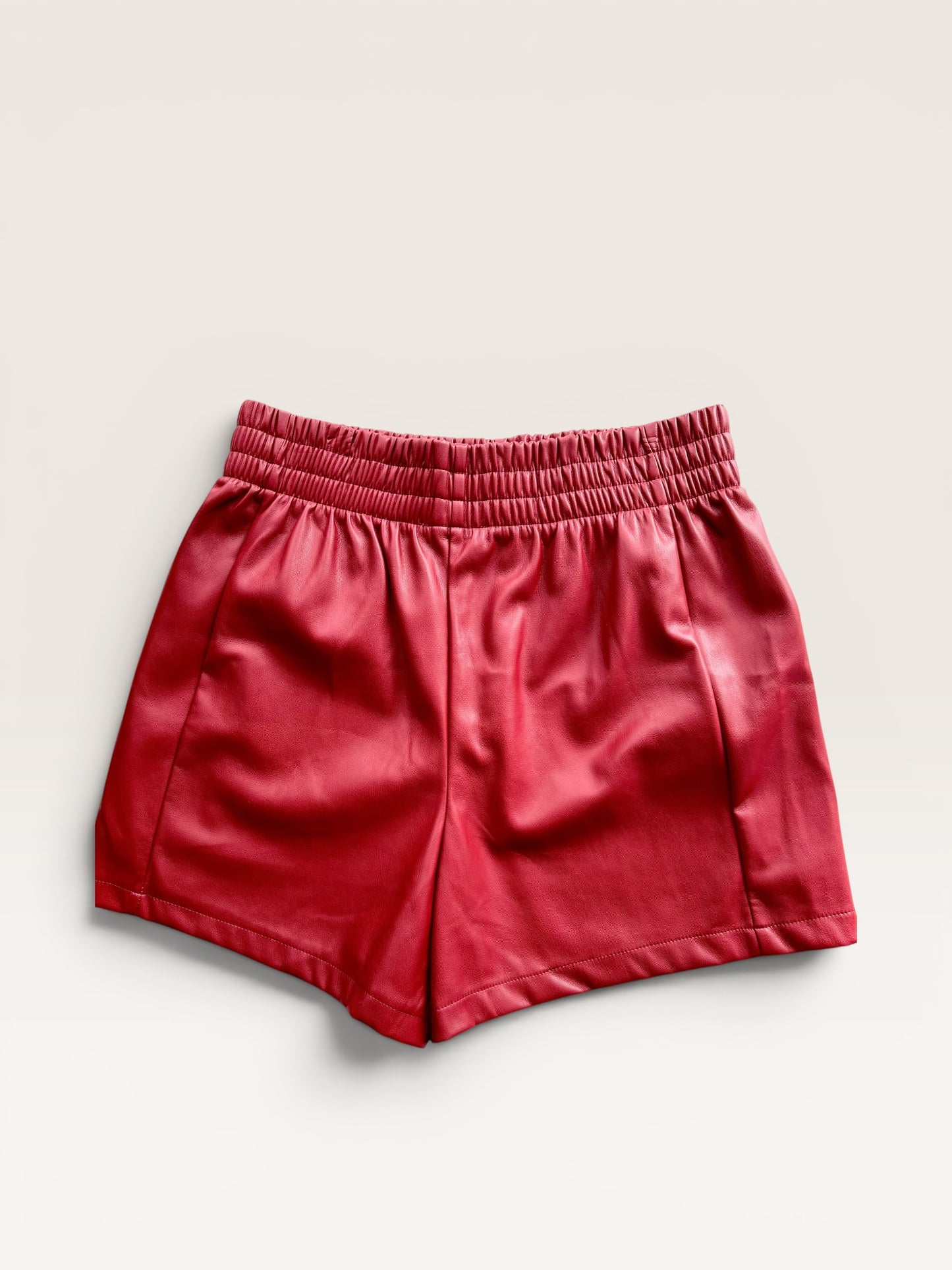 RED LLA LLA SHORTS MEDIUM