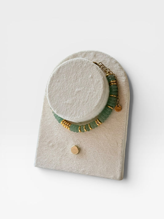 GREEN STONE BEADED BRACELET