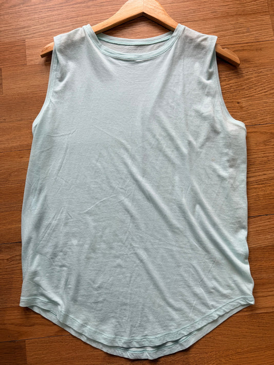 ATHLETA TANK L