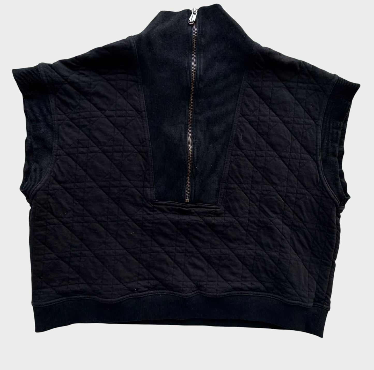 BLACK ENTRO VEST LARGE