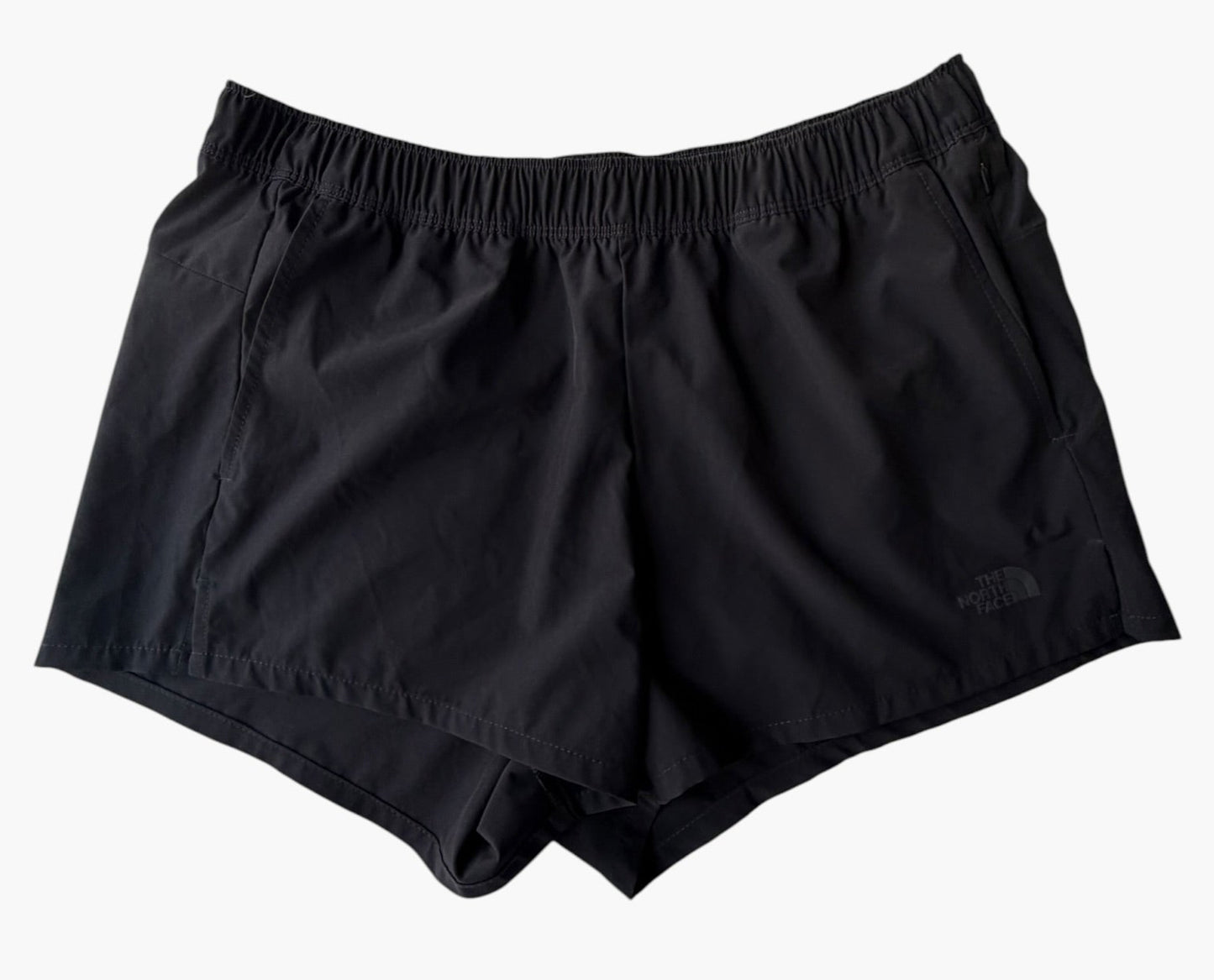 BLACK NORTH FACE SHORTS L