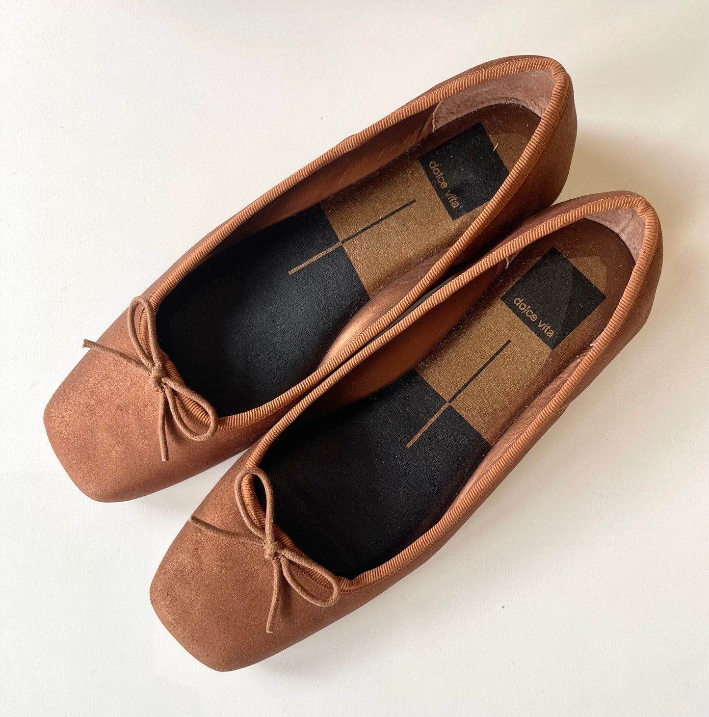 DOLCE VITA SHOES 6.5