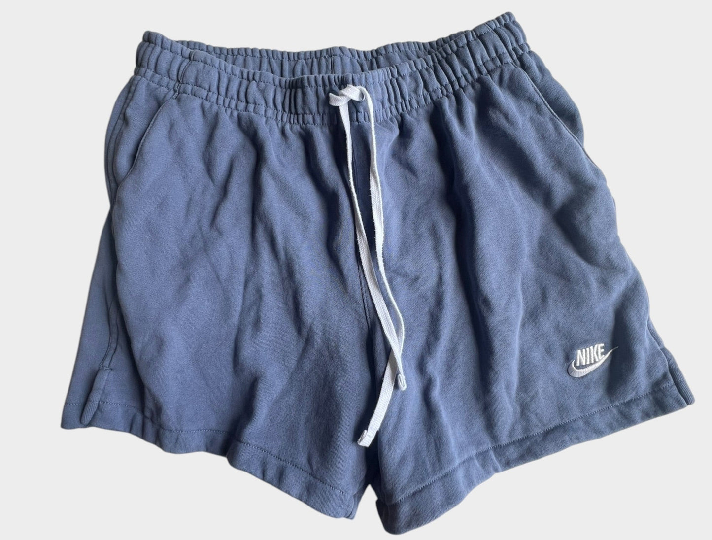 BLUE NIKE SHORTS LARGE