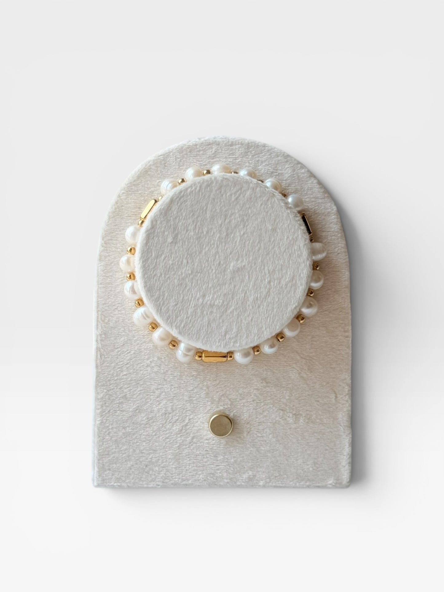 FRESHWATER PEARL BRACELET