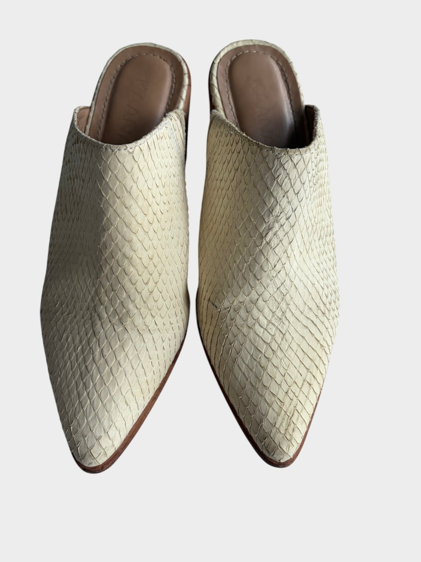 KAANAS SHOES 7