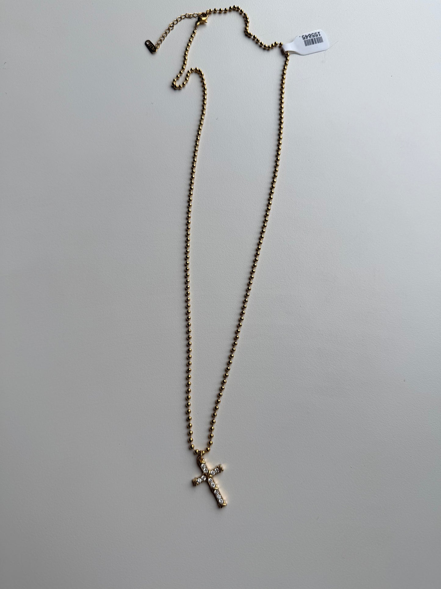 NON TARNISH NECKLACE (BALL CROSS)