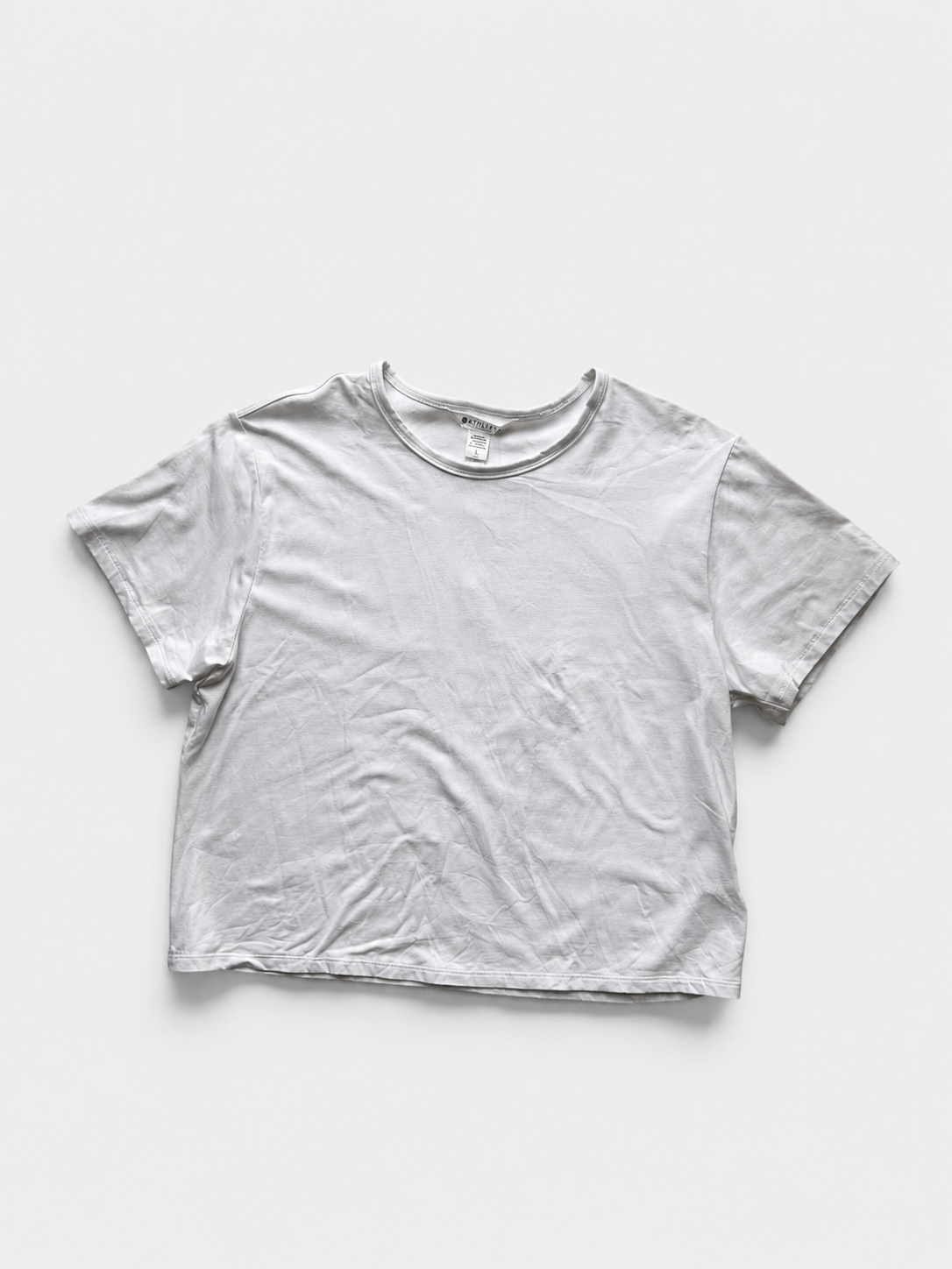 WHITE ATHLETA TSHIRT L