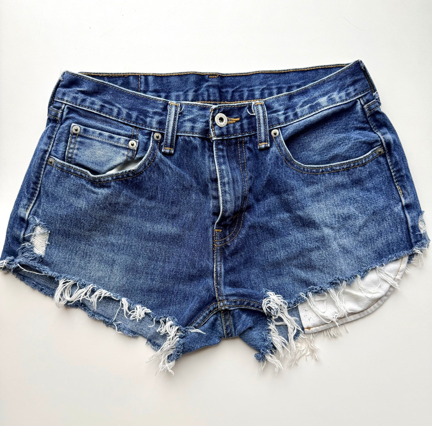 LEVI SHORTS 30
