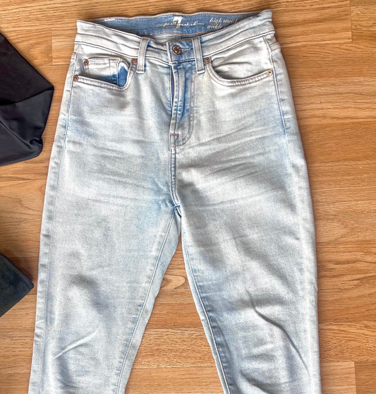 SEVEN FOR ALL MANKIND JEANS 26
